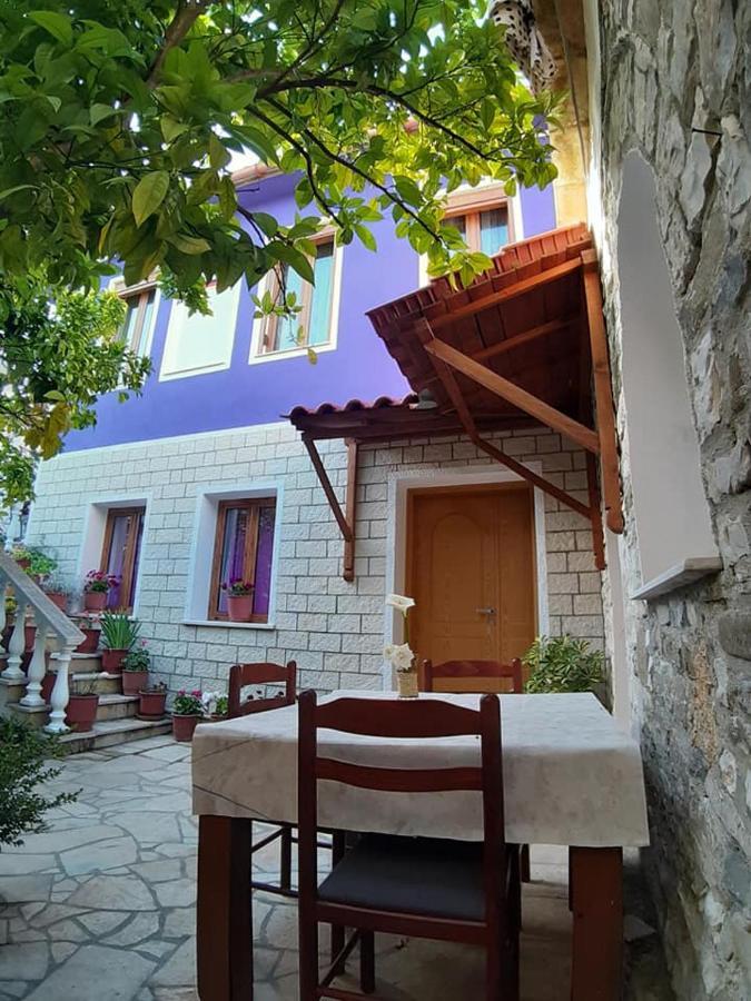 Guesthouse Hlias Gloria Берат Екстер'єр фото