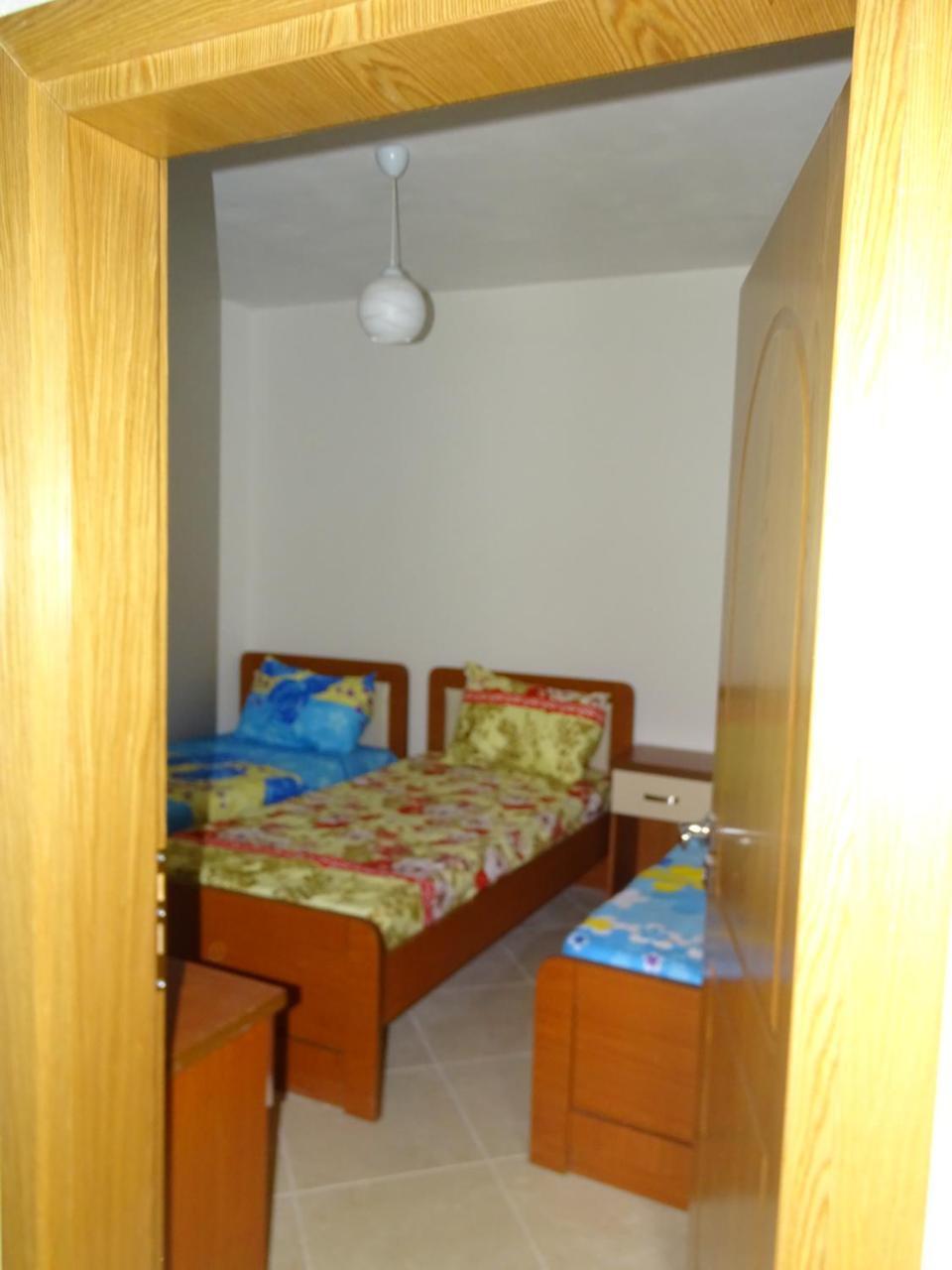 Guesthouse Hlias Gloria Берат Екстер'єр фото